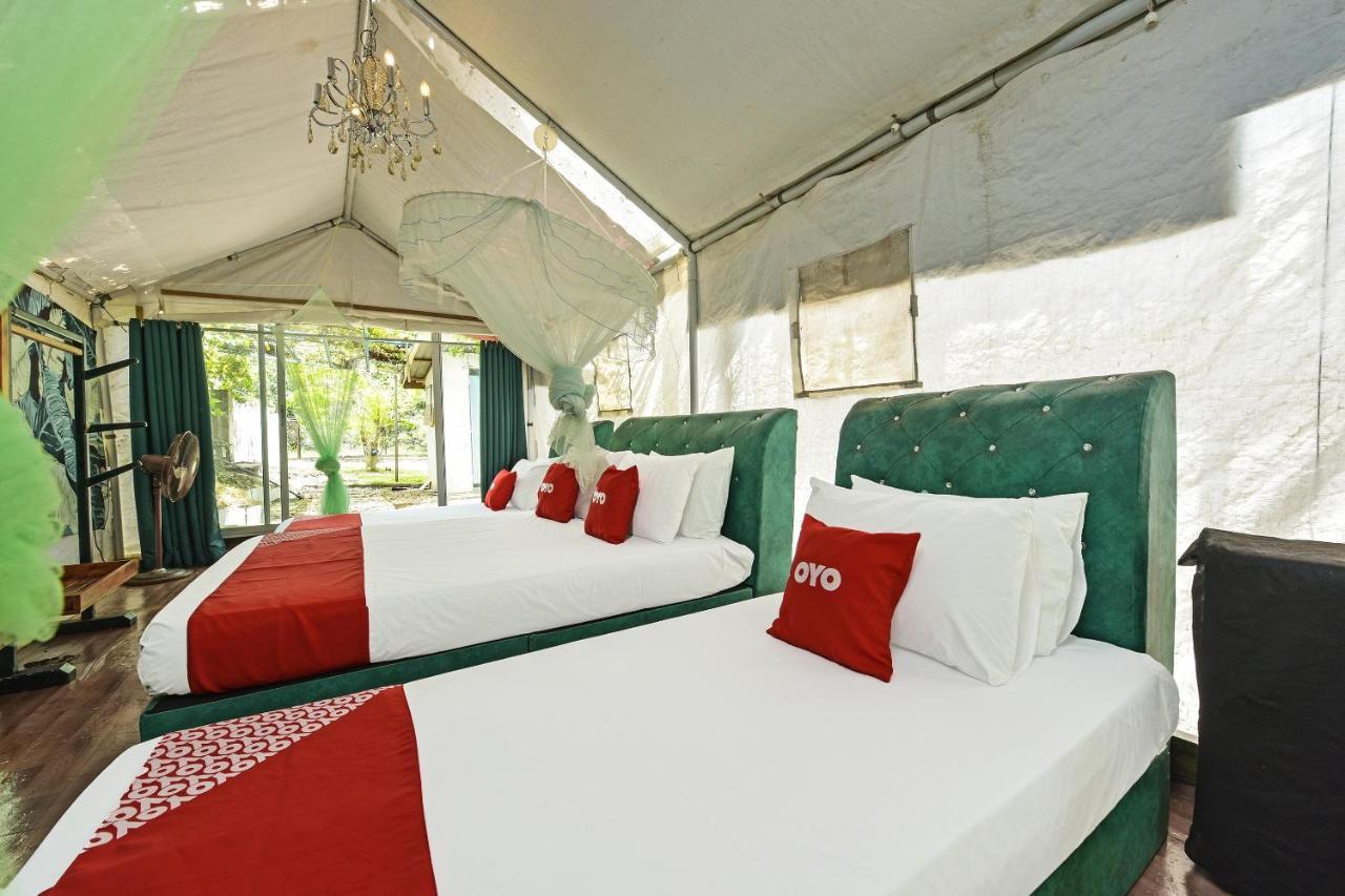 ג'ראנטוט Oyo 90636 Teratak Zakiah Chalet מראה חיצוני תמונה