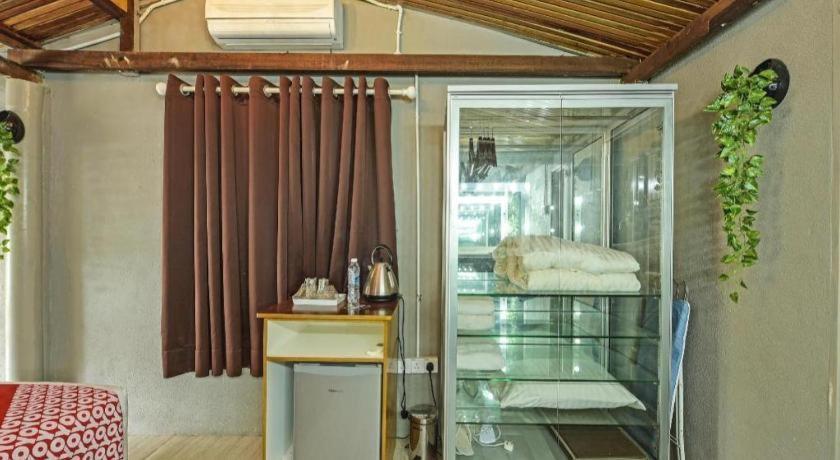 ג'ראנטוט Oyo 90636 Teratak Zakiah Chalet מראה חיצוני תמונה