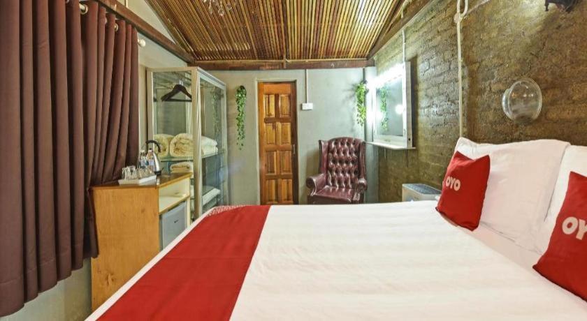 ג'ראנטוט Oyo 90636 Teratak Zakiah Chalet מראה חיצוני תמונה
